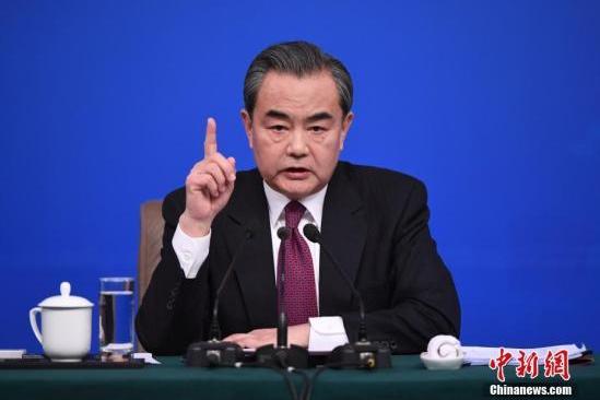 10月12号，外交部对外放了个消息。消息不长，信息量可真不小：中共中央政治