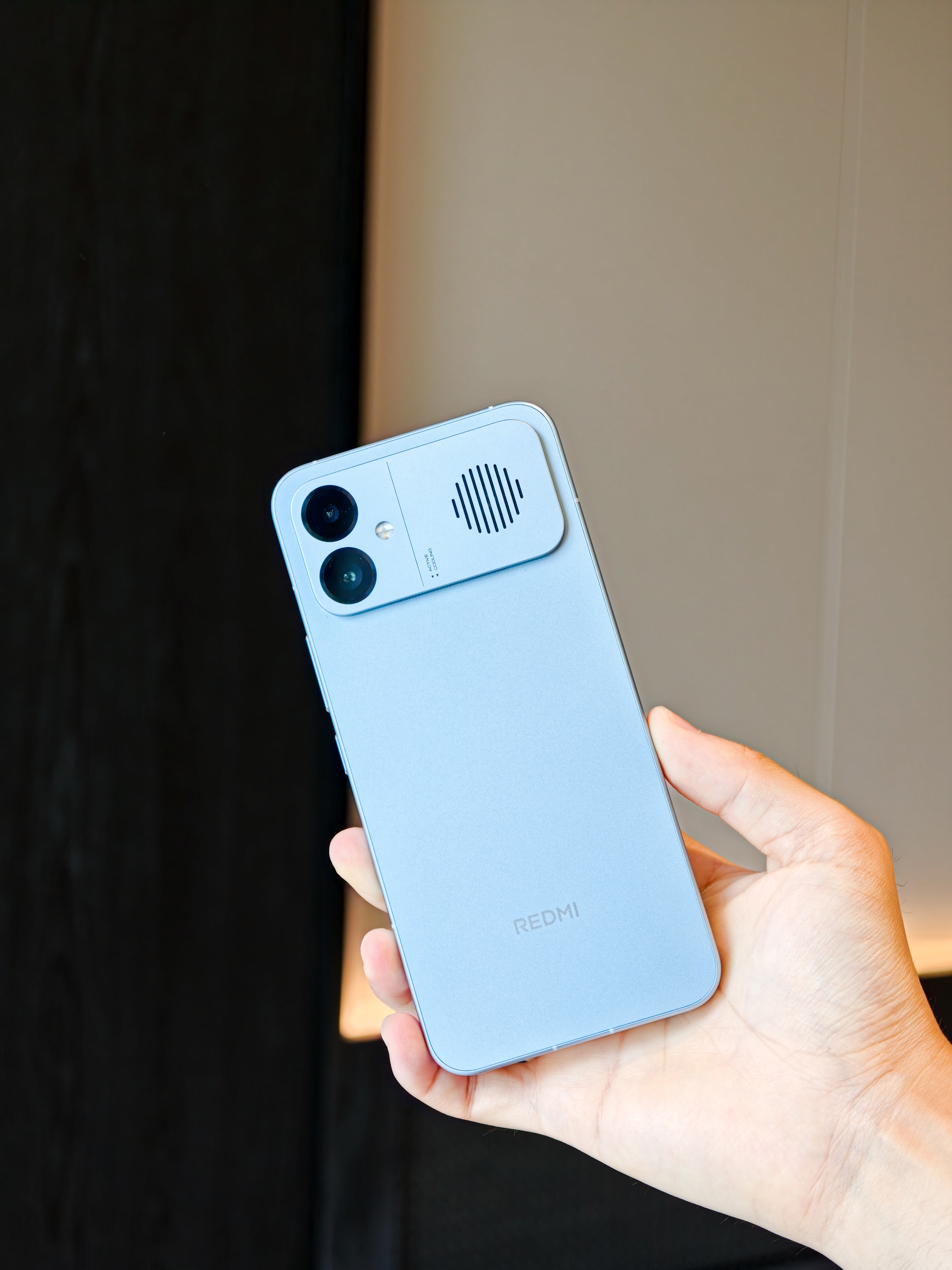 REDMIK90Max真机上手，简单聊几句：天玑9500+行业最大主动散热风