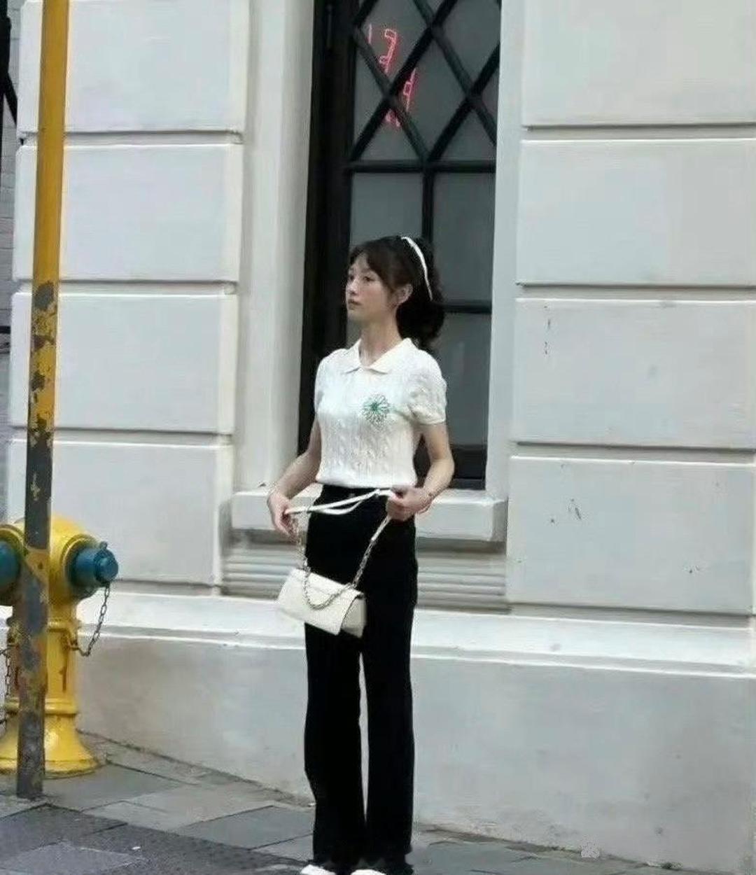 被娃娃脸的田曦薇给骗了，原来她这么高​​​