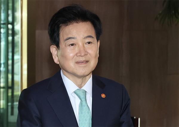 美韩闹僵了？当地时间4月20日，《韩民族日报》说，韩国一位高官透露，过去一周