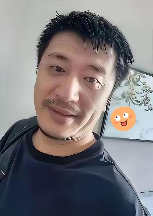 张雪峰起家的资本，你想不到，大多数人达不到这个高度。他的资本就是，2007年起