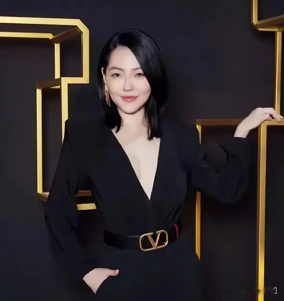 姐姐突然走了妹妹的做法惹争议大家都在网上骂姐姐去世后，妹妹的做法让大家挺不