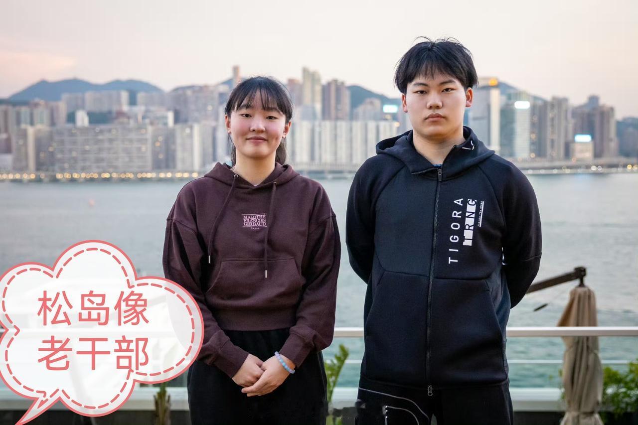 年度总决赛混双合照，年龄最小的一对混双组合是日本队的松岛辉空和张本美和，松岛辉空