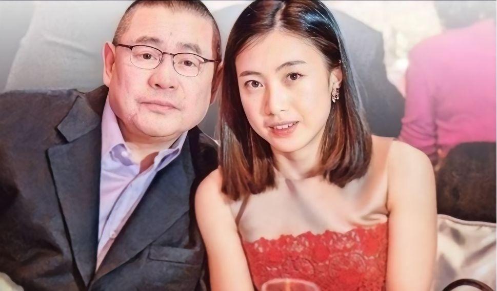 2017年，刘銮雄在换了3亿的“天价肾”之后说：“现在就算有100个绝世美女站在