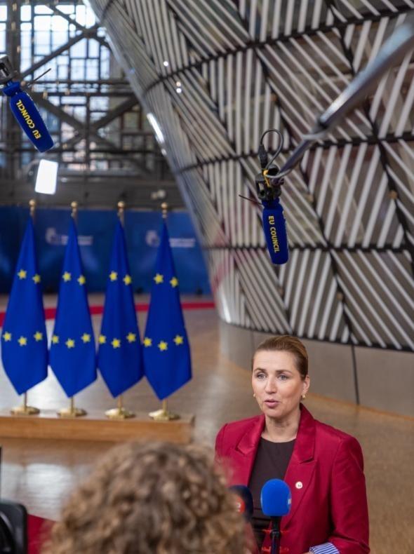 丹麦公开喊话中国近日，丹麦把旅居台湾省民众的居留证、国籍、出生地全部登记成了中