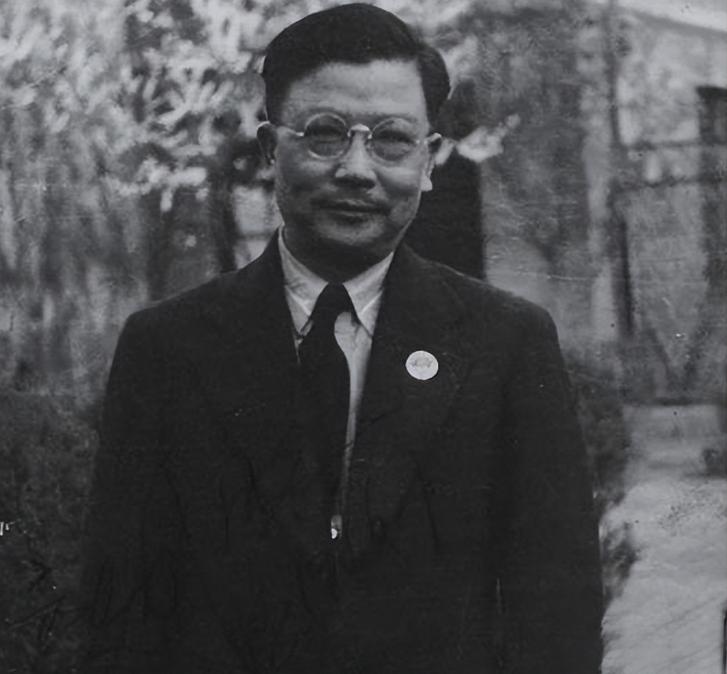 1943年，害死200多人的大叛徒缪庄林跑回延安，找到李克农自首，岂料李克农与他