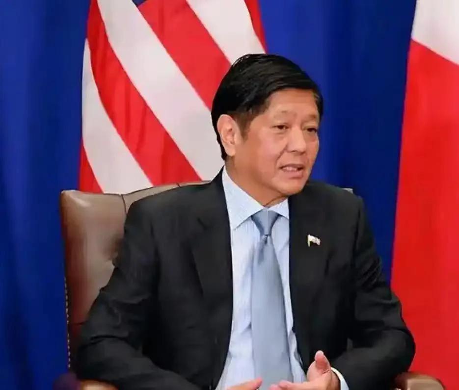 我海军军舰直接打开火控雷达，菲律宾急眼了，小马科斯无奈日前，南海局势瞬息万变