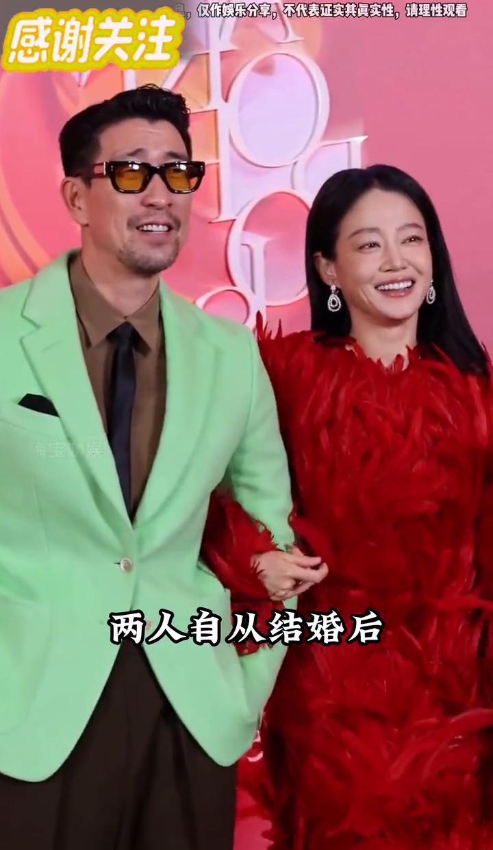 王千源女儿“小苹果”一亮相，我就知道基因这玩意儿太霸道了！14岁的小姑娘，五官神