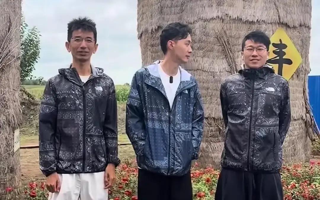 直播间人数硬生生掉到了八千以下，眼睁睁看着隔壁的数据大火收汁直接反超要是换作