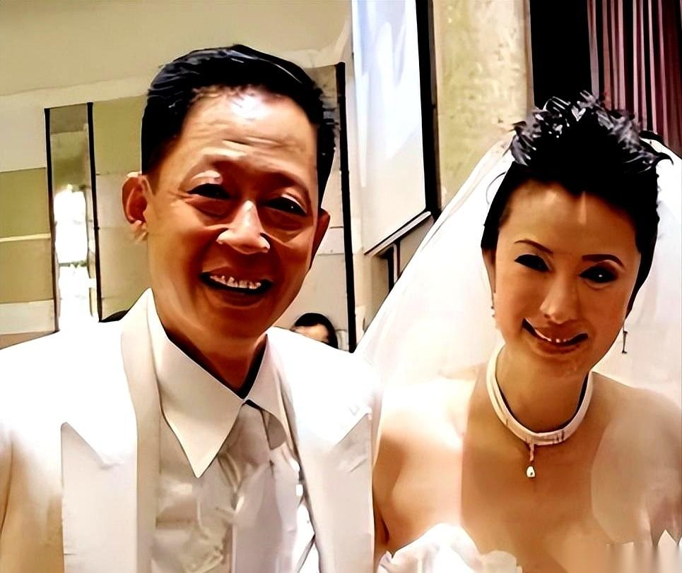 王志文的故事，最带劲的不是他拿了多少奖，而是饭桌上那几秒。“我有了。”对面的陈