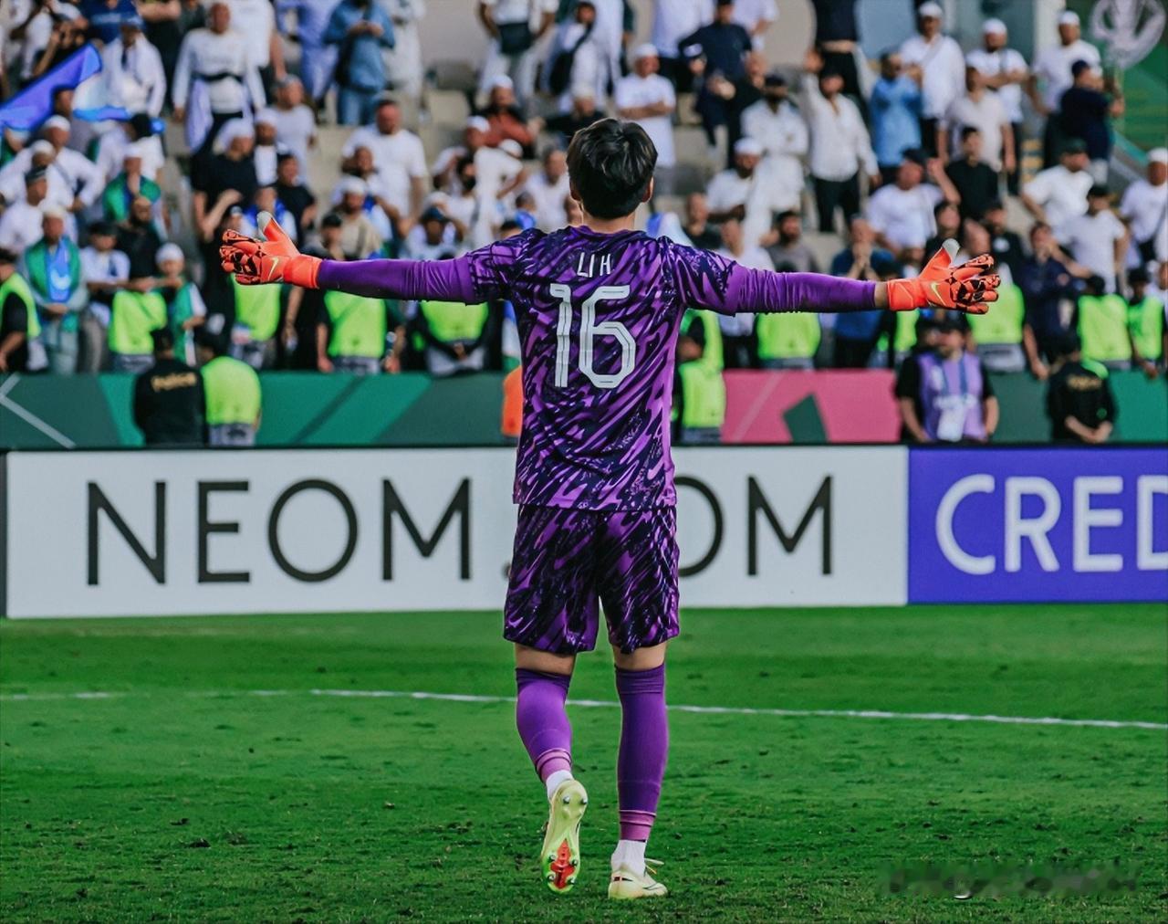 很多人都在说，李昊应该尽早留洋，其实大家都弄错了，他更应该留在能让他打上主