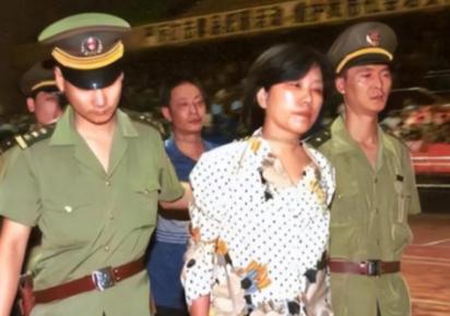 “我就跳个舞，就要枪毙我，我不服！”1985年西安刑场，马上就要被处死刑的女人突