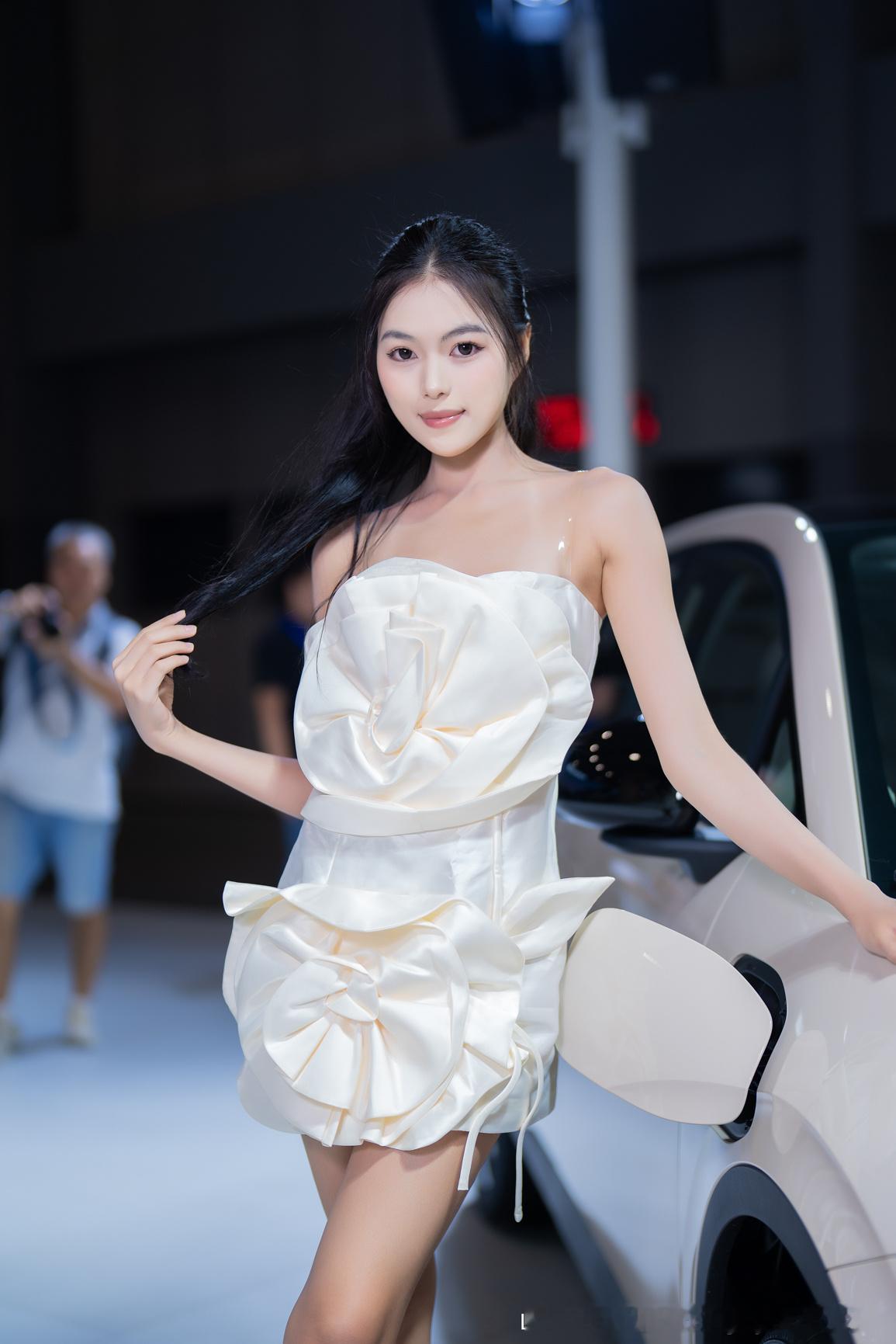 聆听猎人的车展日记猎人在佛山车展猎人与车展2025国庆佛山车展想把图片带回家