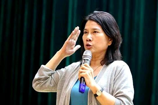董明珠“绝不用一个海归派”的争议言论，这几天因为闻泰科技的遭遇，居然再次“封神“