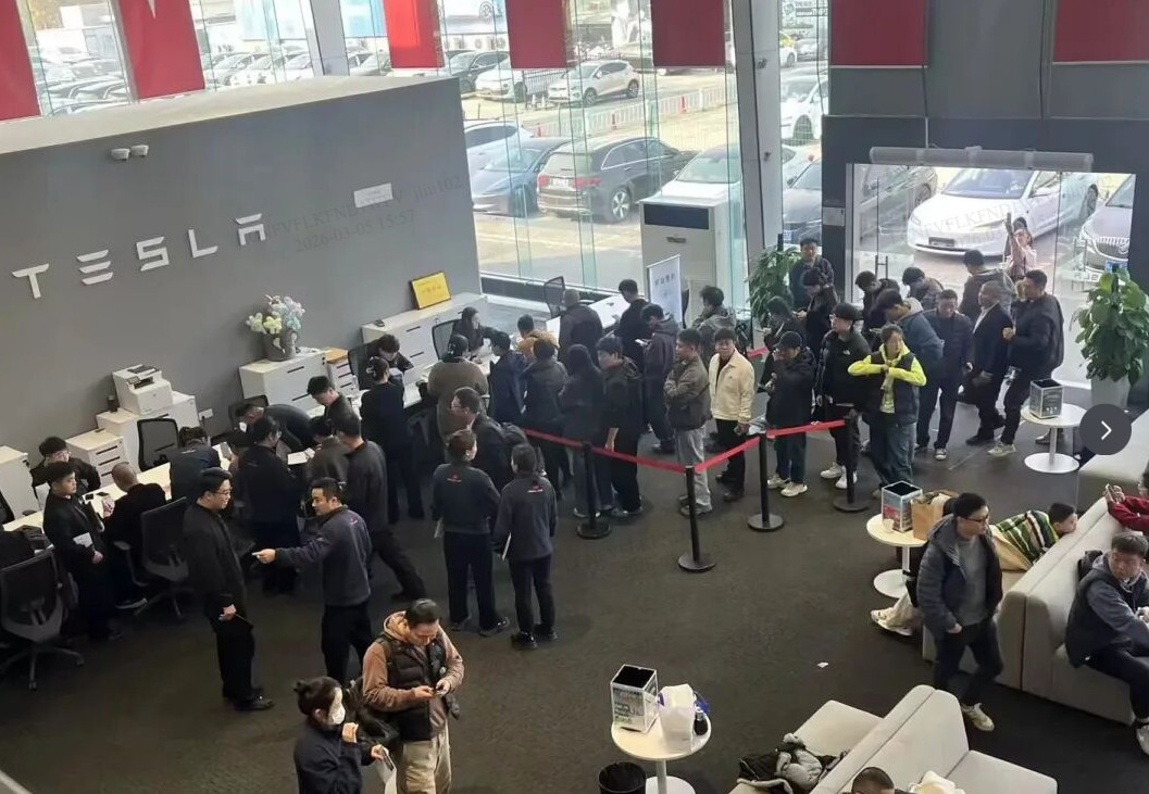 特斯拉全新购车福利来了❗️3月31日（含）前下订并提车🚗可享8,000元限时车