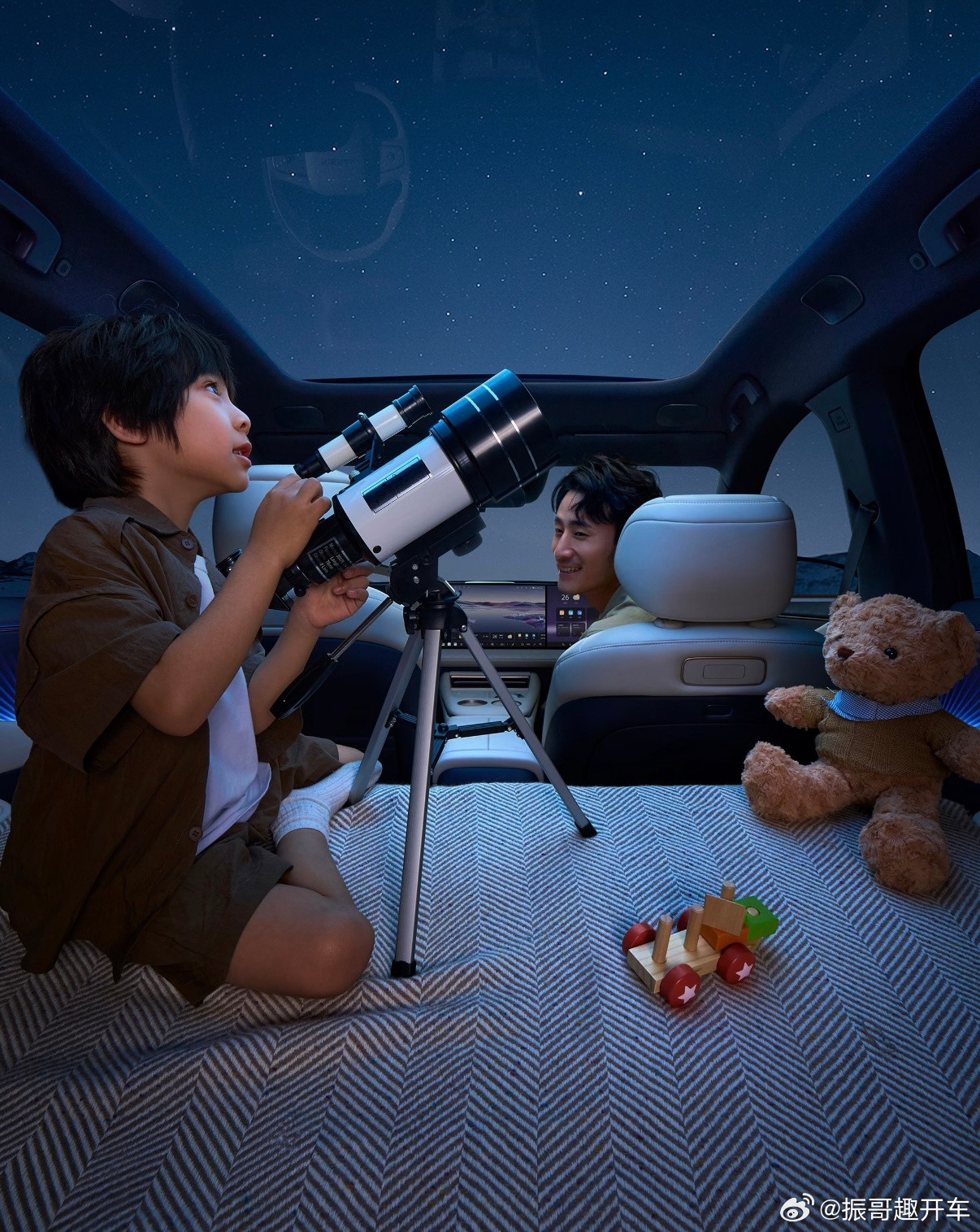 NX8顶流空间百试可乐东风日产NX8大到可以让你“百试可乐”，怎么试都从容：1