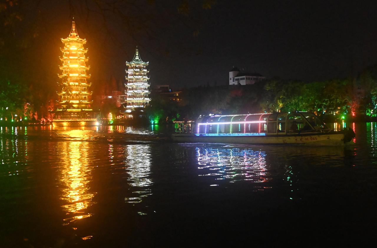 找机会啊，还得去一趟桂林十年前去过两趟桂林，可都因为各种原因，没有去到阳朔，
