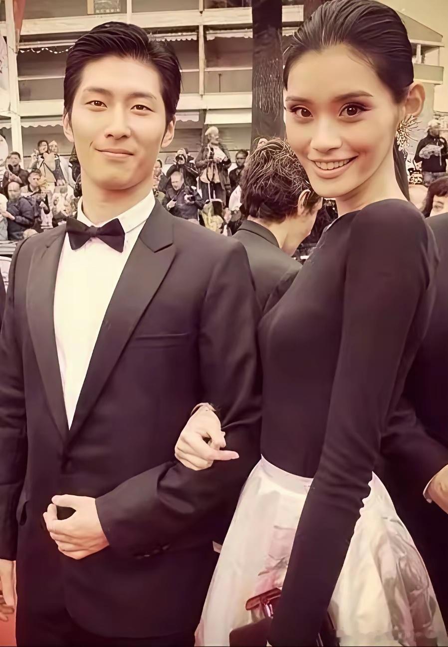 奚梦瑶窦骁旧照！​​​