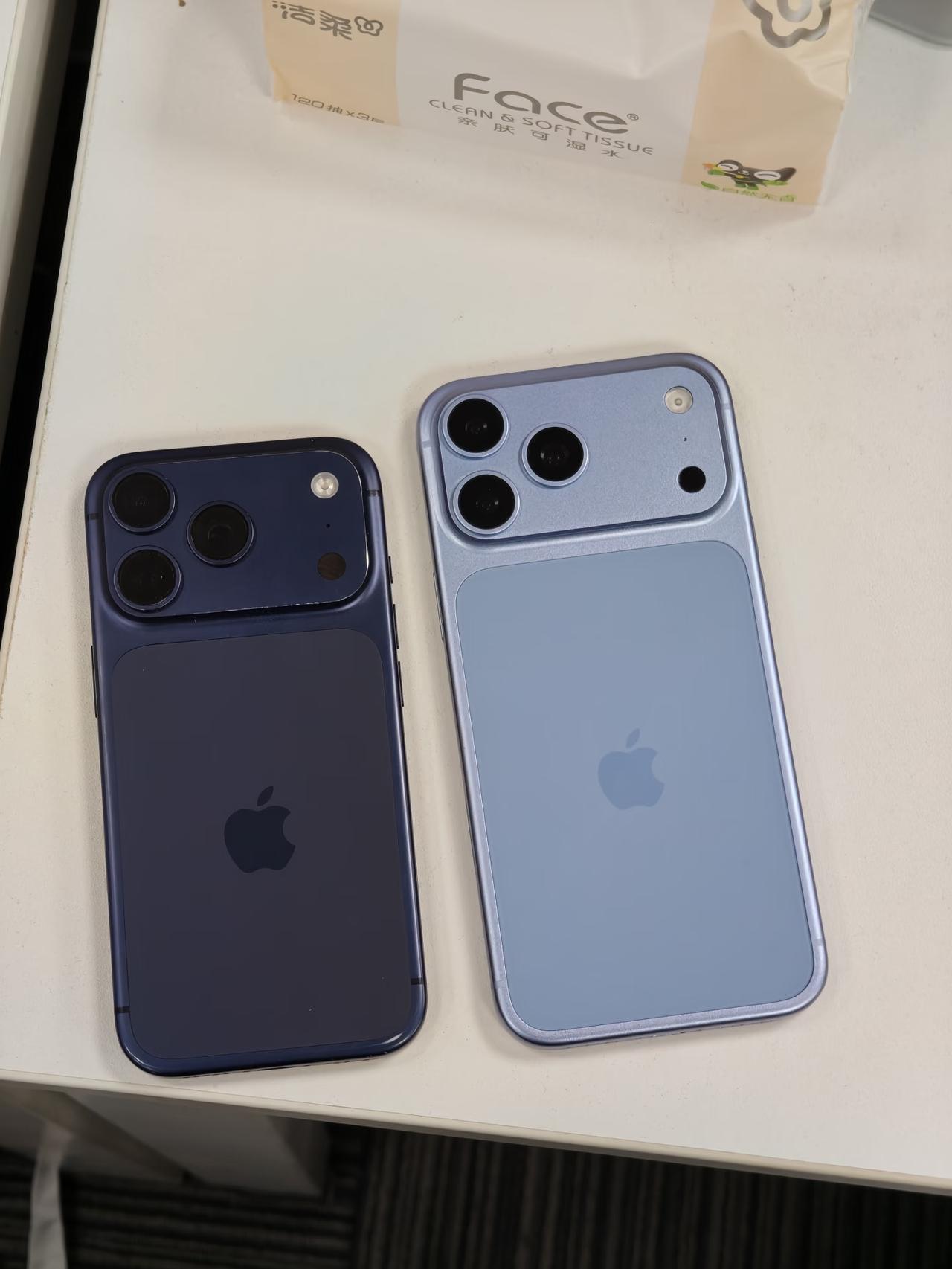 买17Pro后悔了！18Pro蓝色有点好看啊没想到iPhone18Pro蓝色真