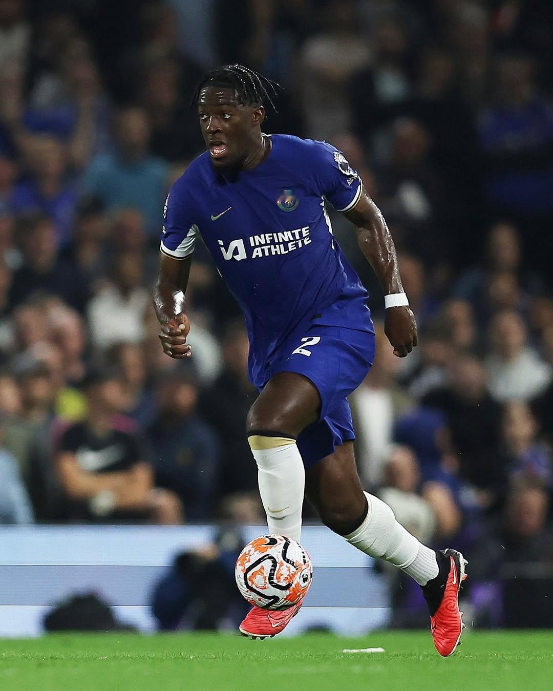 【多支球队有意迪萨西】CaughtOffside爆料，多家俱乐部正为切尔西的中卫