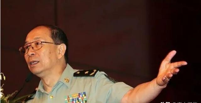 “中国人不守信用，在1842年白纸黑字签了永久割让香港条约，如今却要收回！”20