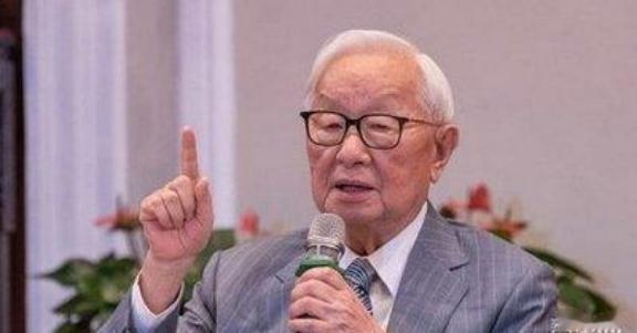 台积电创始人张忠谋，受访时语出惊人：“我真的认为，我的国家——美国，仍然是世界的