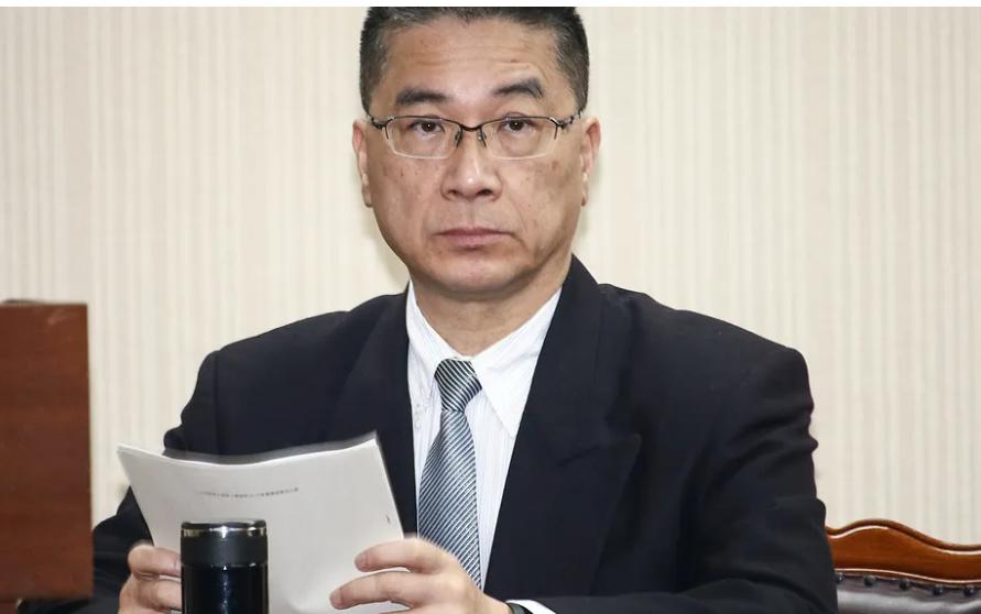 郑丽文称“台湾是中国的一部分”　徐国勇叫嚣，不能接受 针对郑丽文曾说“台湾是