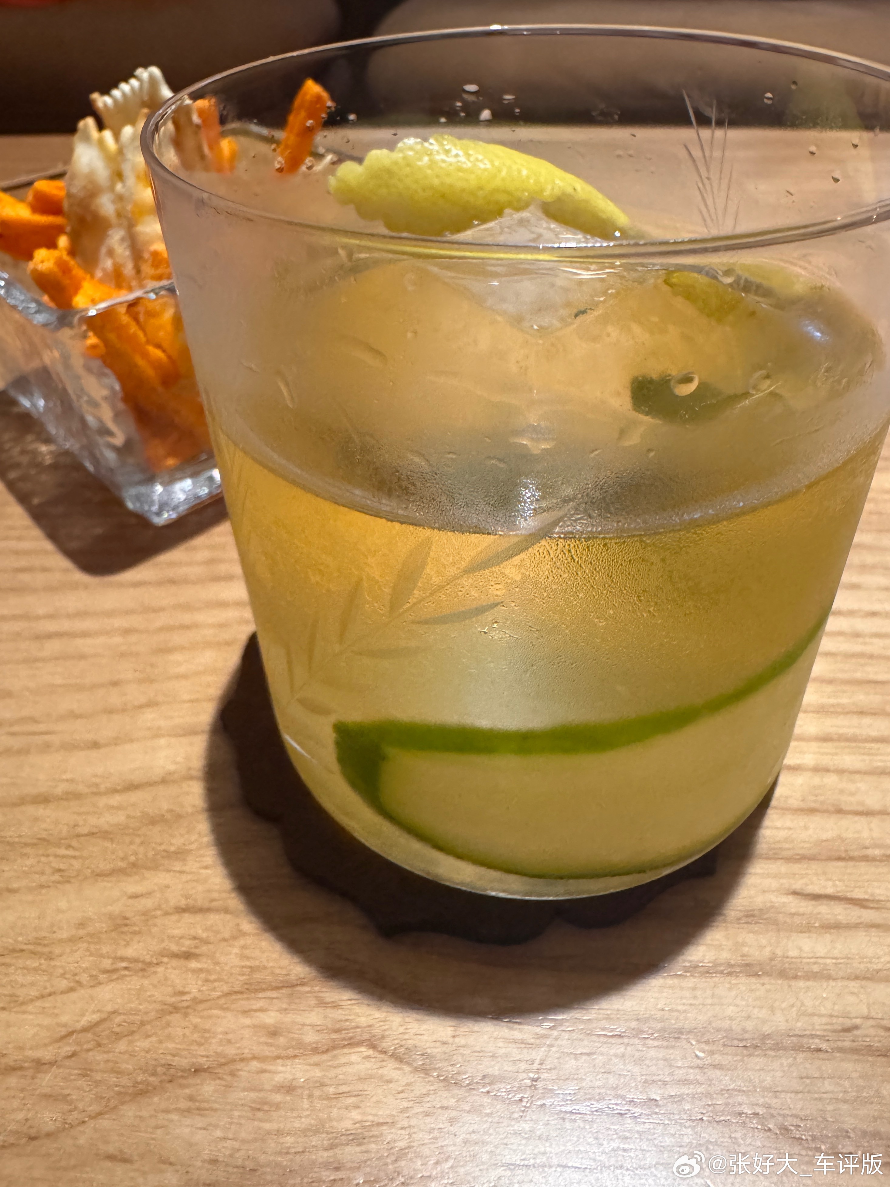 大下午的心率飙高好难受。是不是打替尔泊肽期间不能同时摄入咖啡和酒精啊？滴酒不沾即