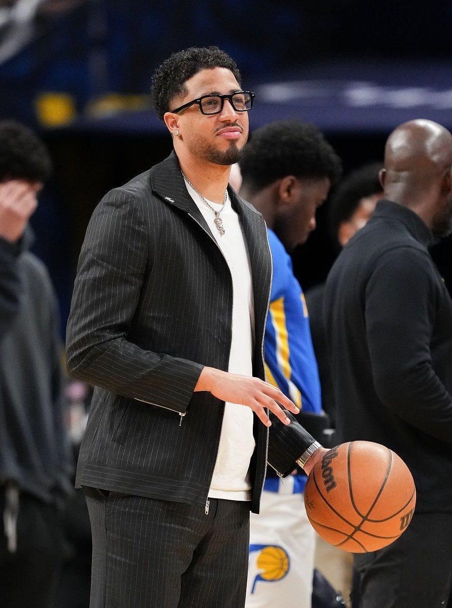 DustinDopirak：泰瑞斯·哈利伯顿的体重增加，是由于他在患带状疱疹期