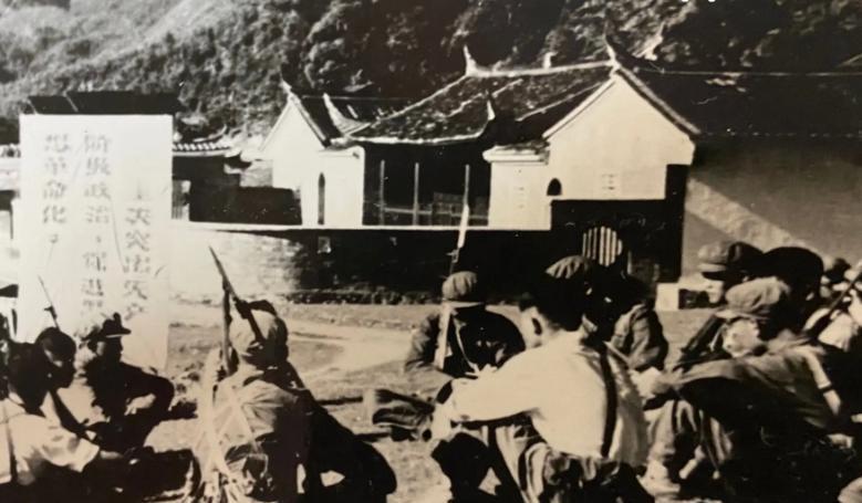 1975年冬，周恩来总理的身体已经病入膏肓，到了弥留之际。这句带着遗憾的追问