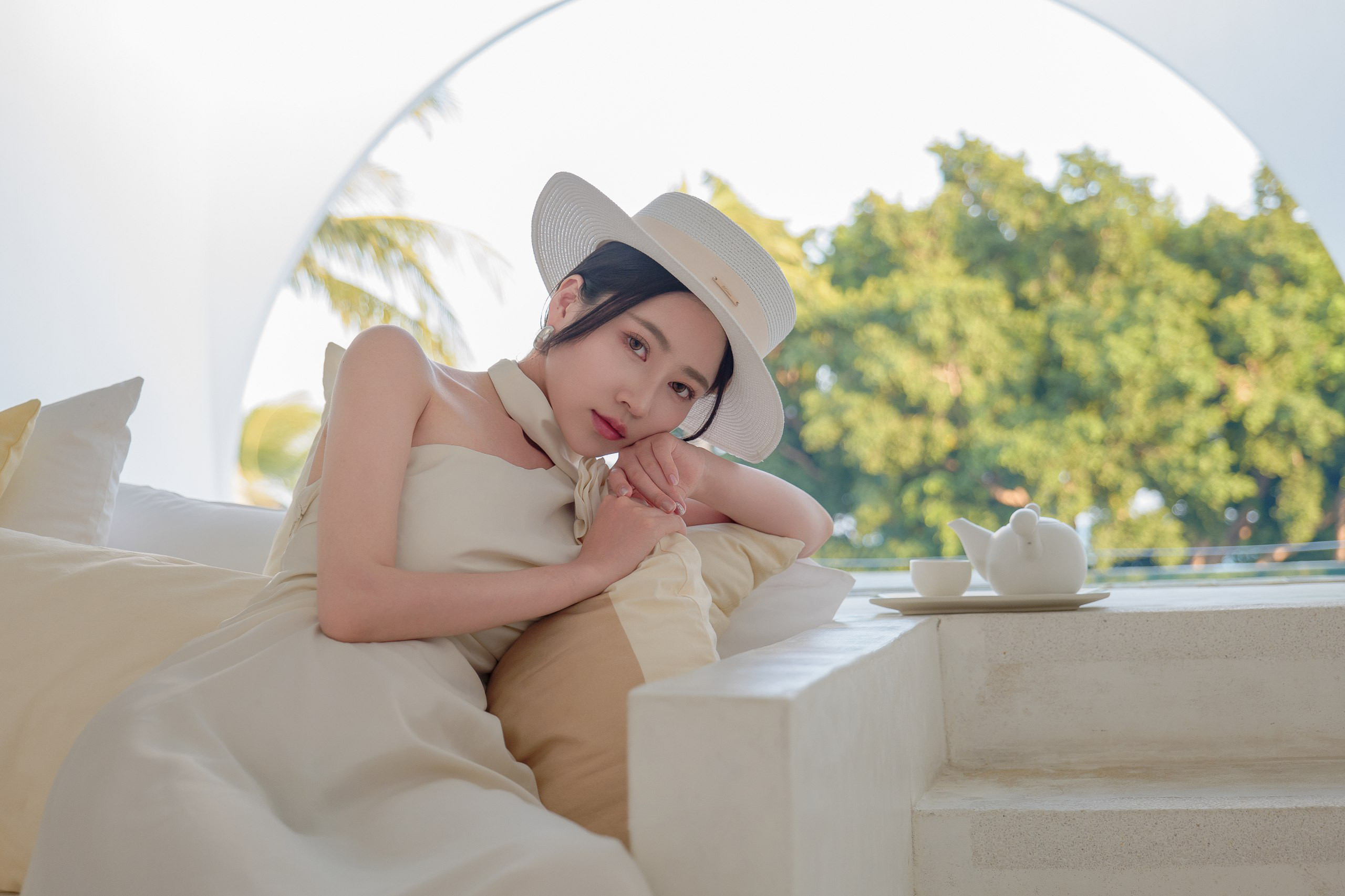 时尚美女，法式风情写真