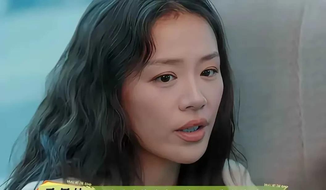 节目太会了，那边欧豪热剧《万物生》在开播，另外一边马思纯的综艺就谈到了自己的抑郁
