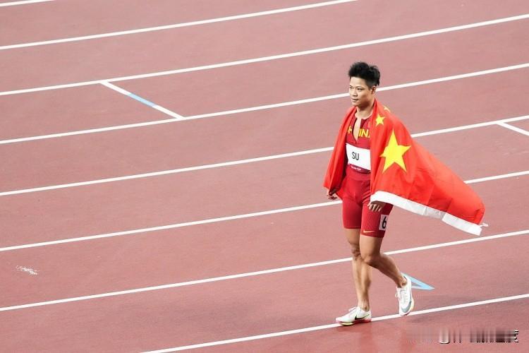 百米一个时代即将落幕！苏炳添能带着金牌离开吗北京时间11月20日，全运会男子