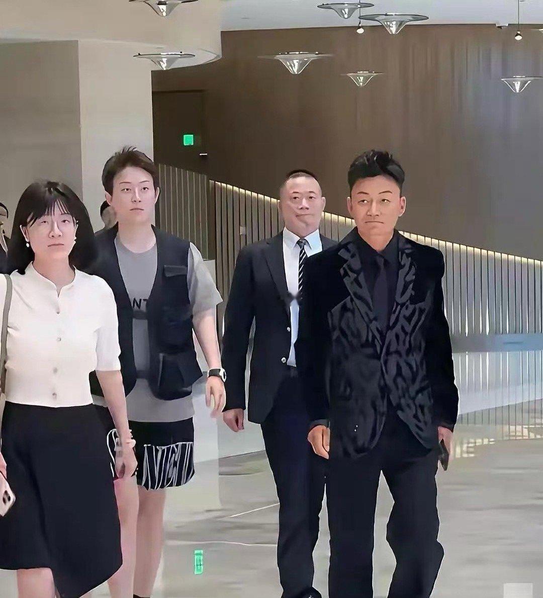事实证明你有钱人就帅