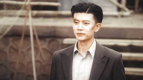 任嘉伦人生镜头加一任嘉伦《风与潮》这段无台词却给人看哭了！！博弈时的眼神锐利如