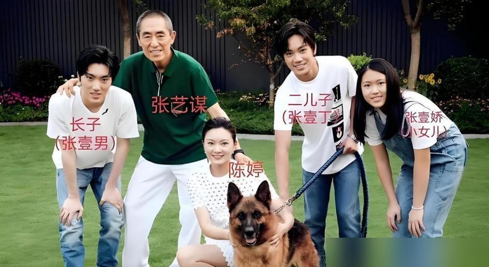 你敢信？张艺谋的儿子在剧组当杂工，连场工都不知道他是少东家！17年拍《影》那