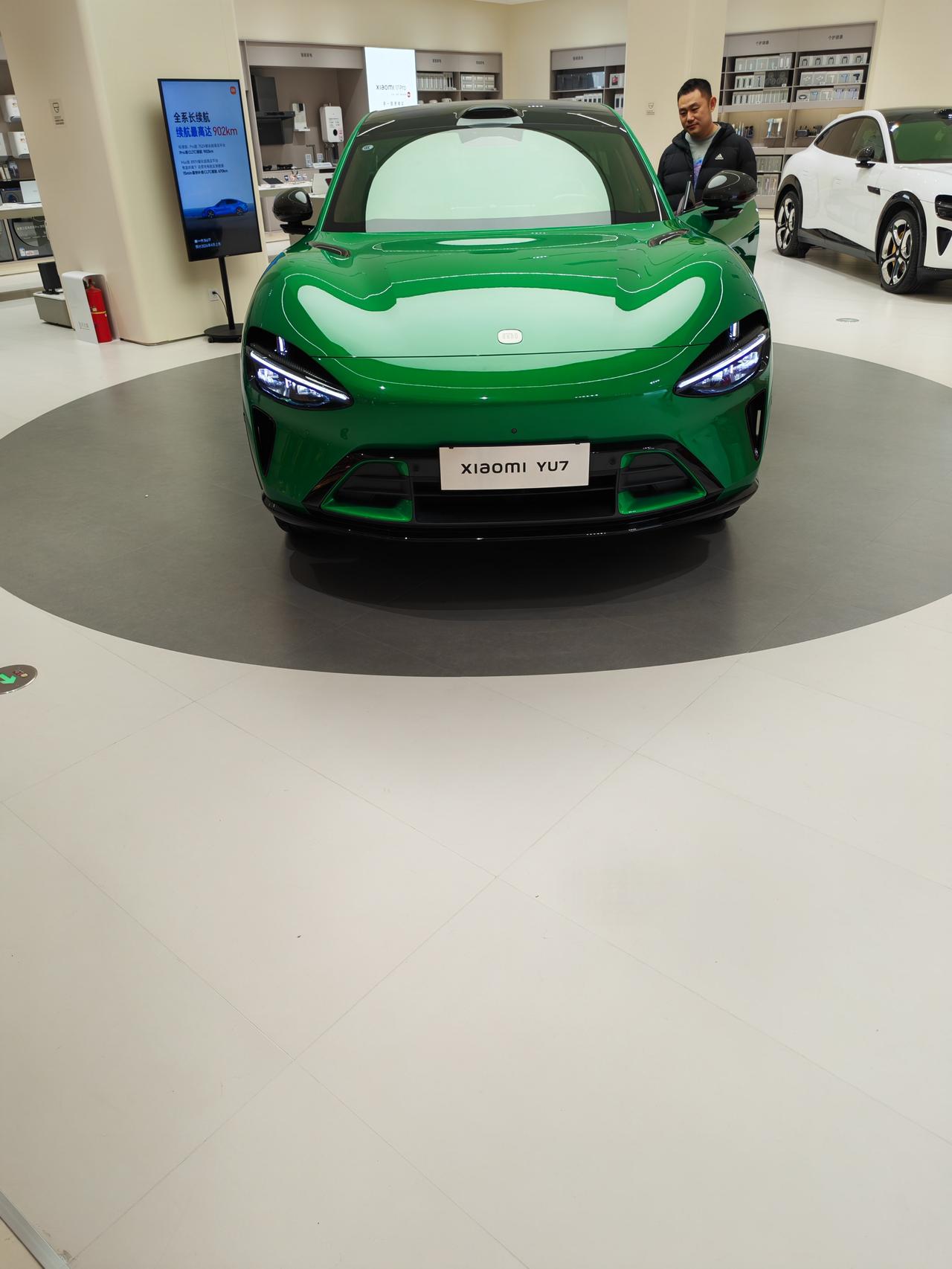 10月，小米YU7交付3.36万辆11月，小米YU7交付3.37万辆12