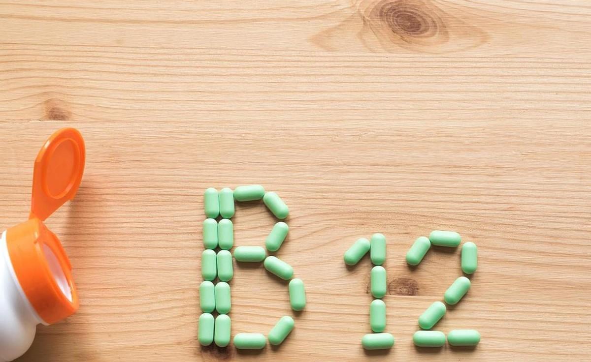 专家研究发现：几块钱的维生素B12，是失眠的顶尖药，真的吗？晚上睡觉越来越难