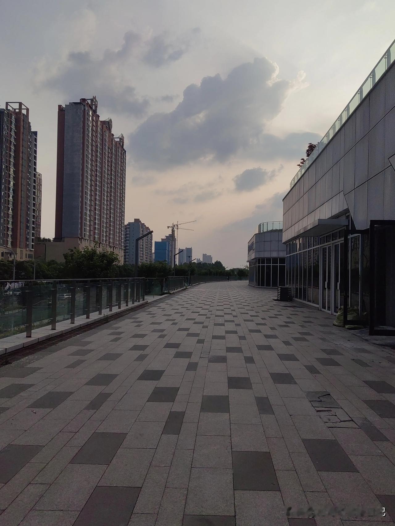 不要跟领导对着干，不要跟领导对着干，这就是中年职场生存之道我已经经历了6，7家