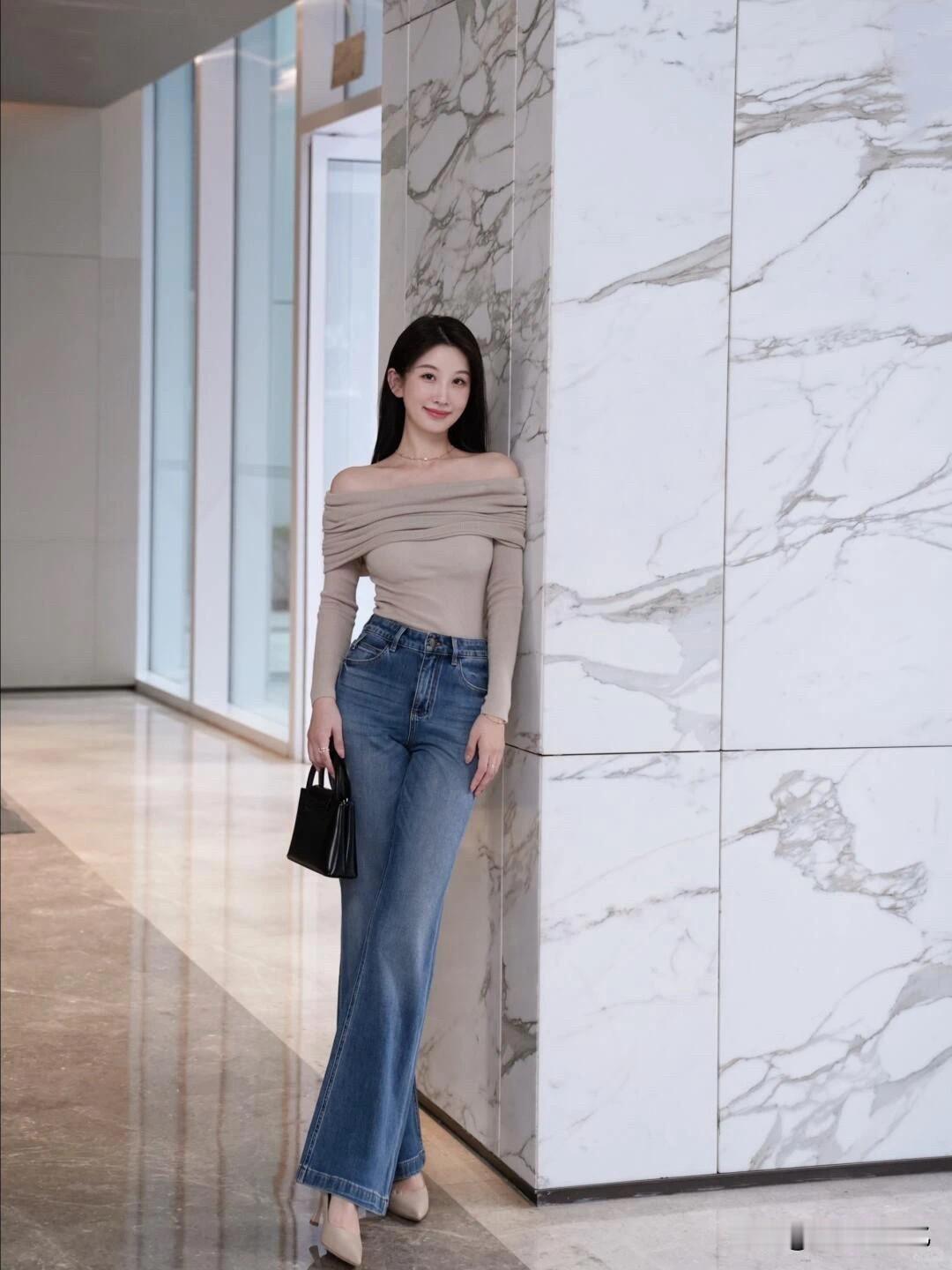 秋日牛仔裤大片公式：7个心机站姿，一键拉腿＋收腰，温柔氛围直接溢出屏幕！[比心]