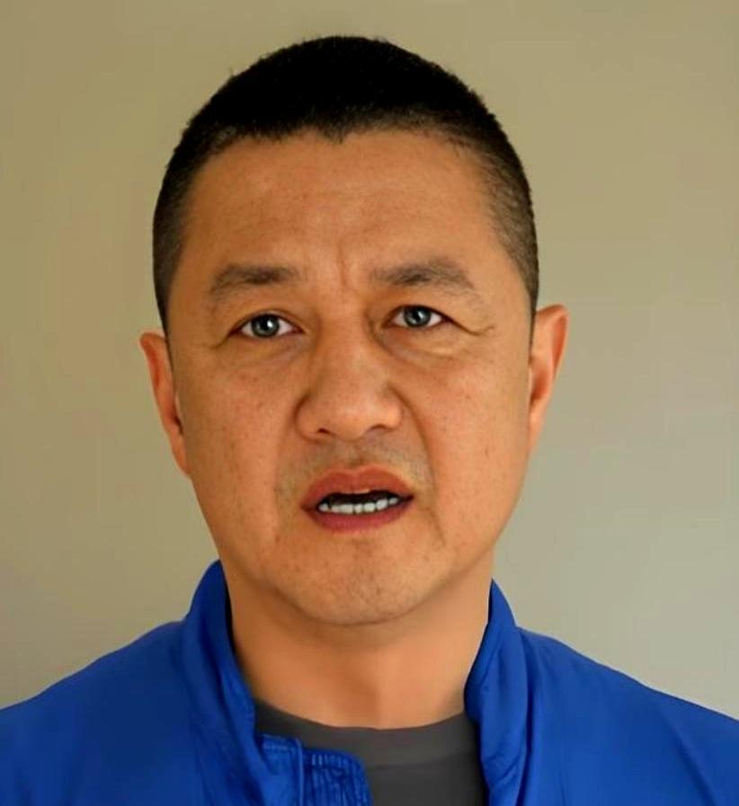 李亚鹏这老父亲的心真是操得稀碎，俩闺女一个比个清冷，连个恋爱都不谈，这届星二代是