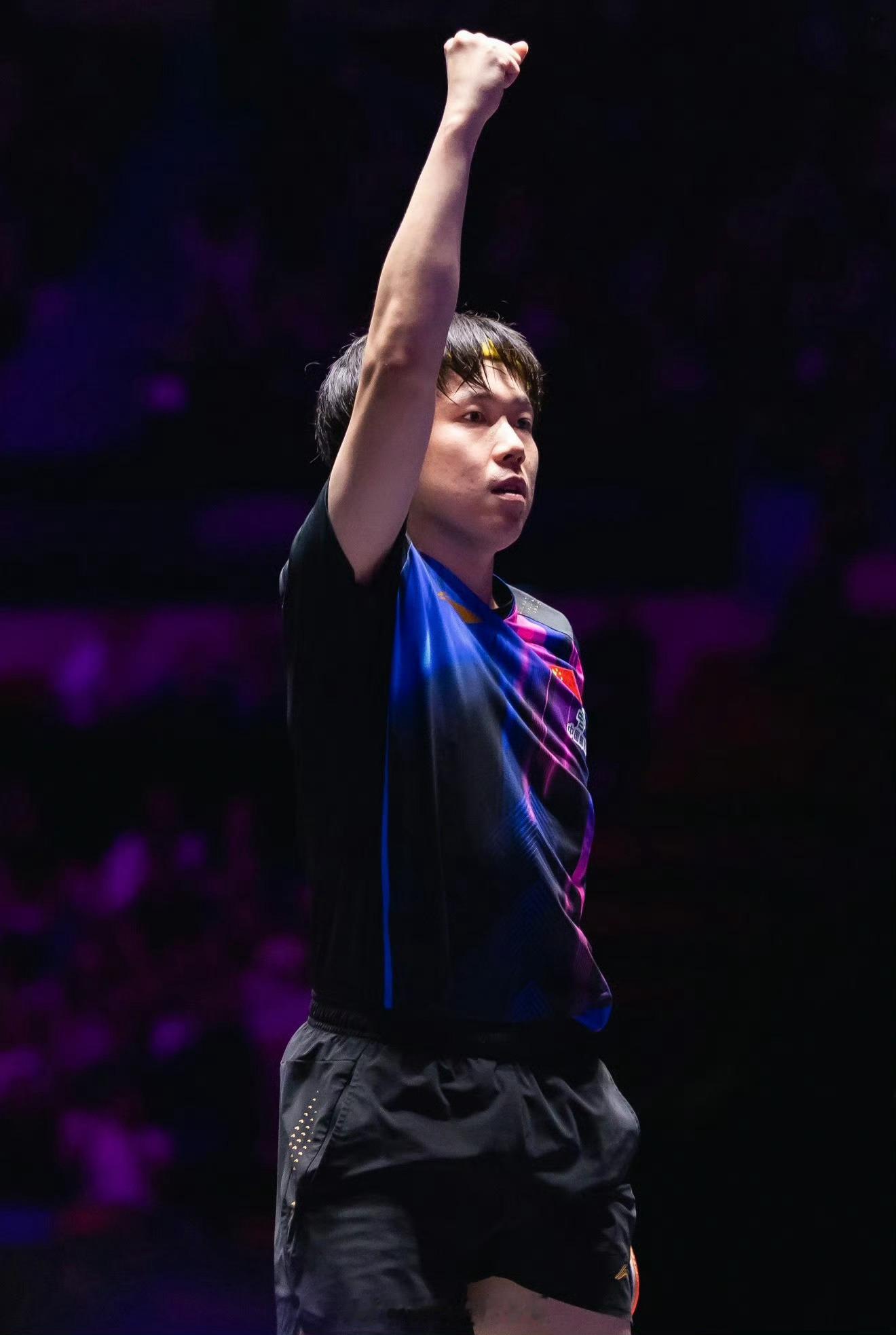 人生没有预设的剧本，所有精彩都要自己创造！步