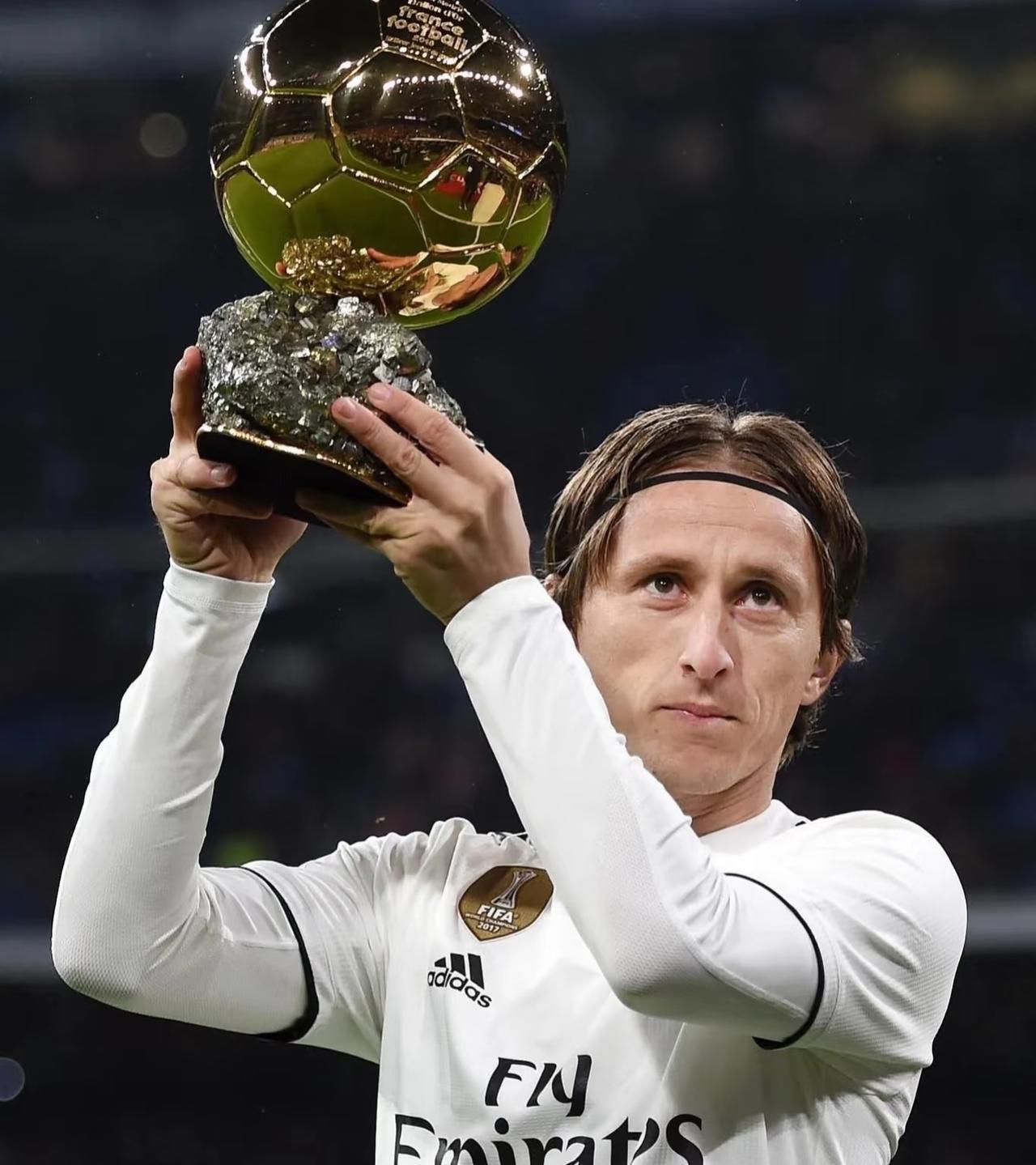 莫德里奇评价C罗、梅西和三大名帅，一针见血，客观在理！评价C罗：他不仅是一位伟