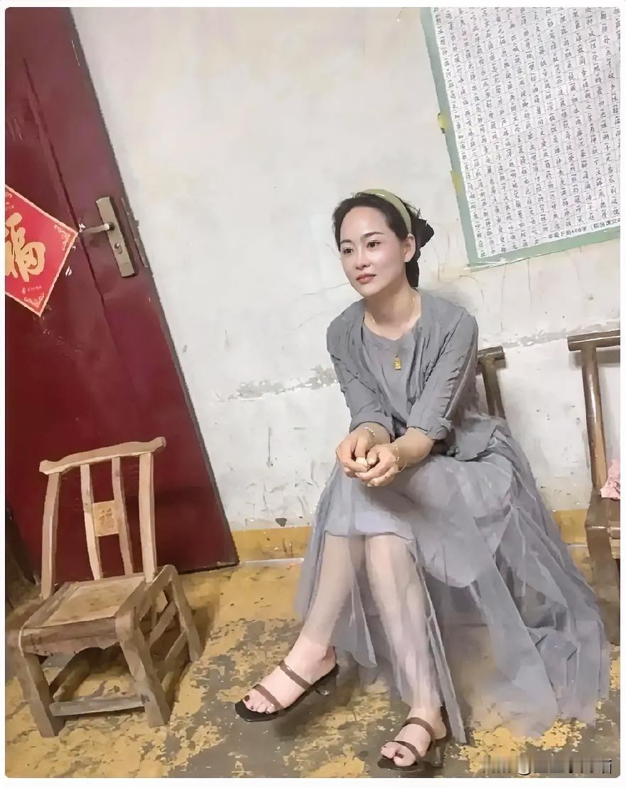 老家又来催婚了！非说给我物色了个对象，硬逼着我回去见一面，36岁的人了，再不结婚