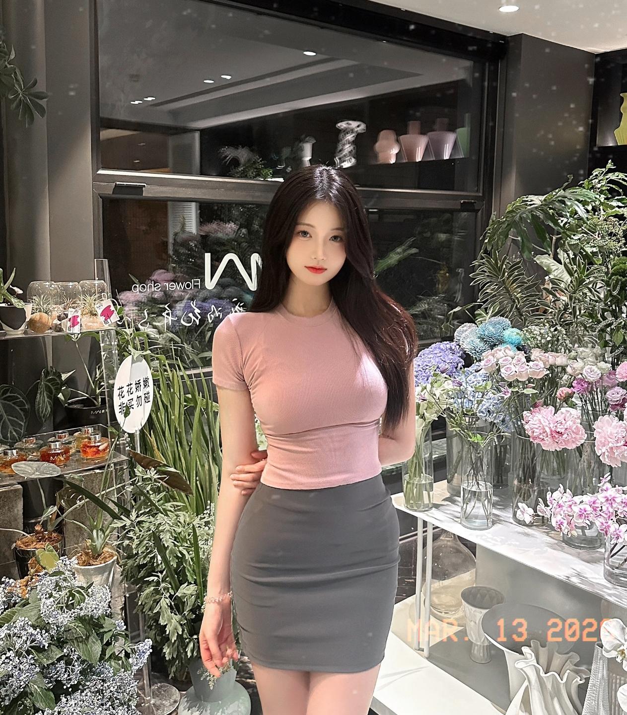 问所有男人一个问题，摸着良心说实话，不许撒谎。如果分手多年的前女友，突然找