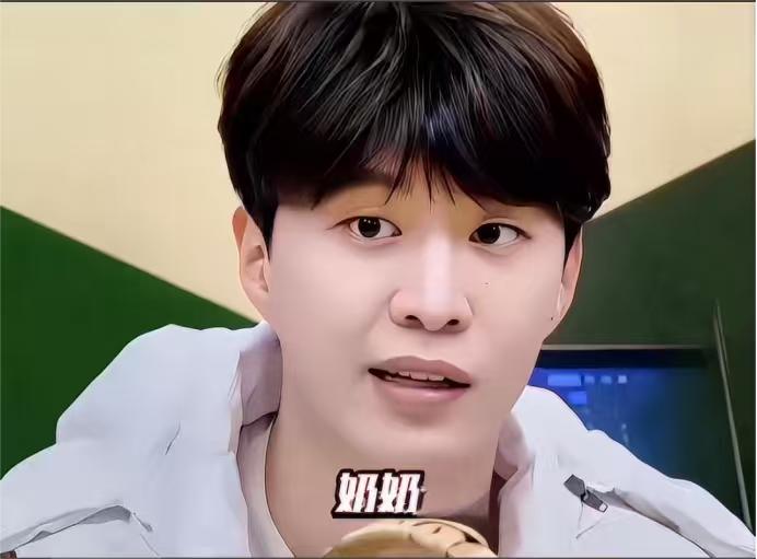 范丞丞：“范丞丞其实不是我的本名，是我的艺名。”杨迪：“你想让他们追问你的本