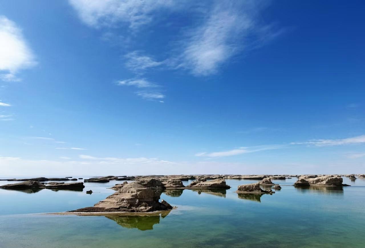 茶卡盐湖最没劲，除非大晴天，基本没看头