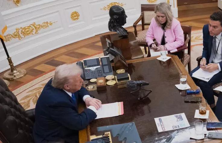 特朗普终于吐了真言，卖给台湾武器是为了挣钱。据《纽约时报》1月8日报道，特朗普