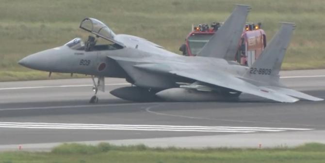 在8月18日，中国空军出动最大武装无人机，TB-001无人机飞越东海，琉球群岛上