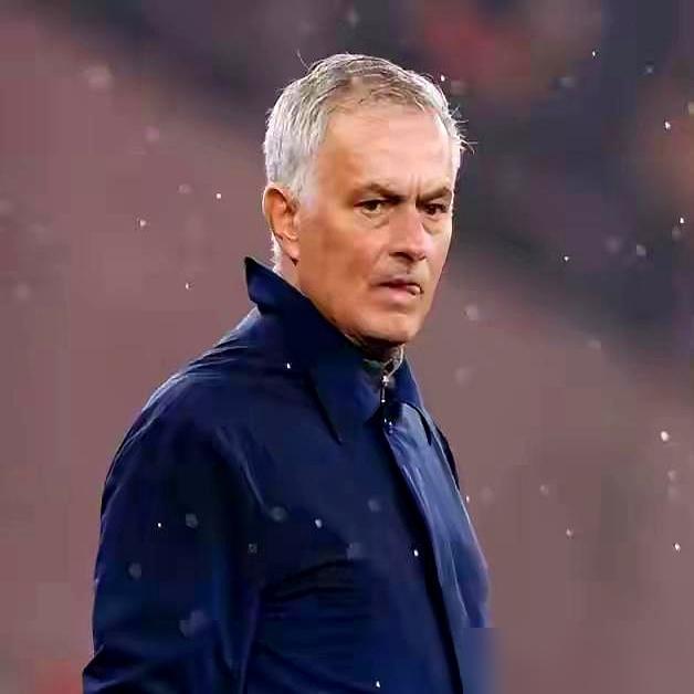 63岁的穆里尼奥，23轮0负。几个月前，他还因带队输给本菲卡，被土超豪门解雇